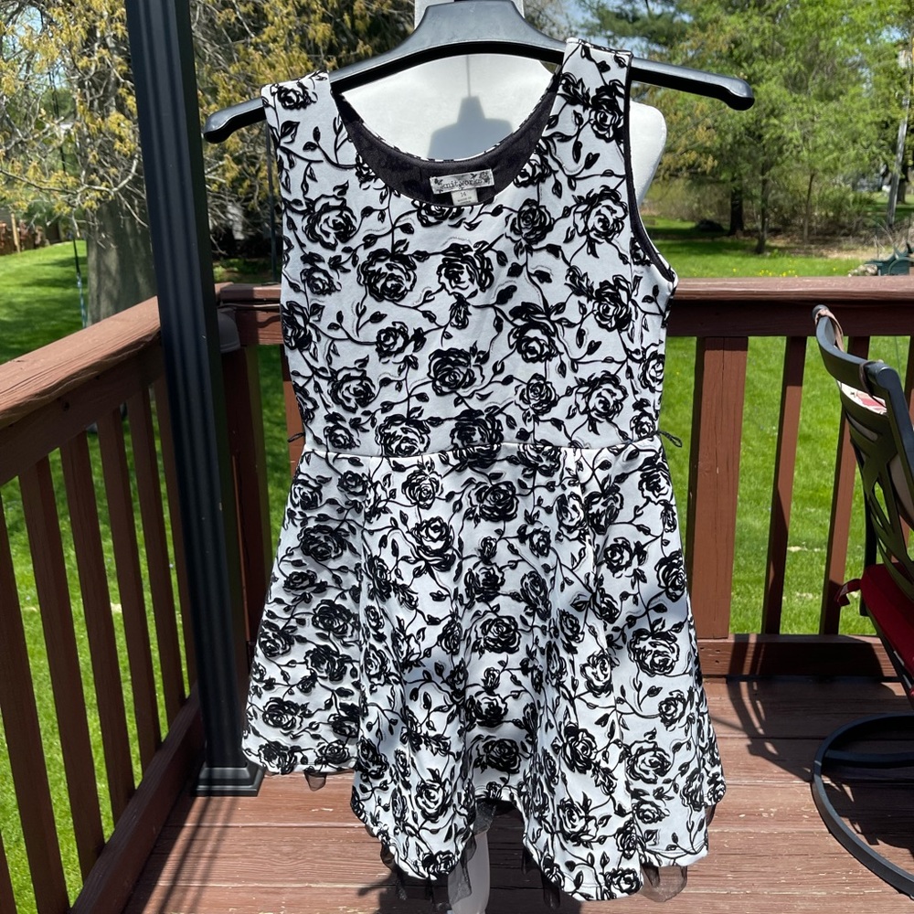 Knit Works size 14 girls white and black tea party dress